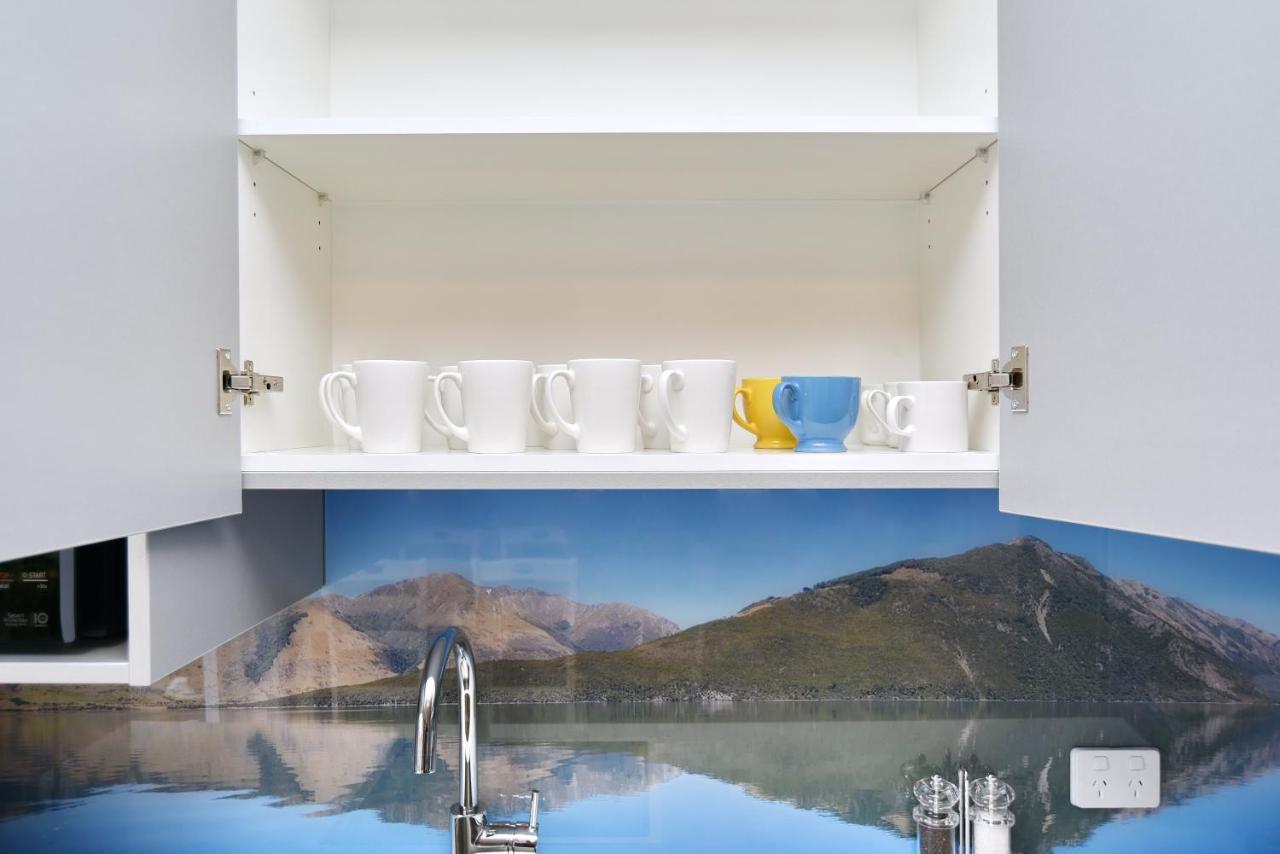 Brockworth Place - Christchurch Holiday Homes المظهر الخارجي الصورة