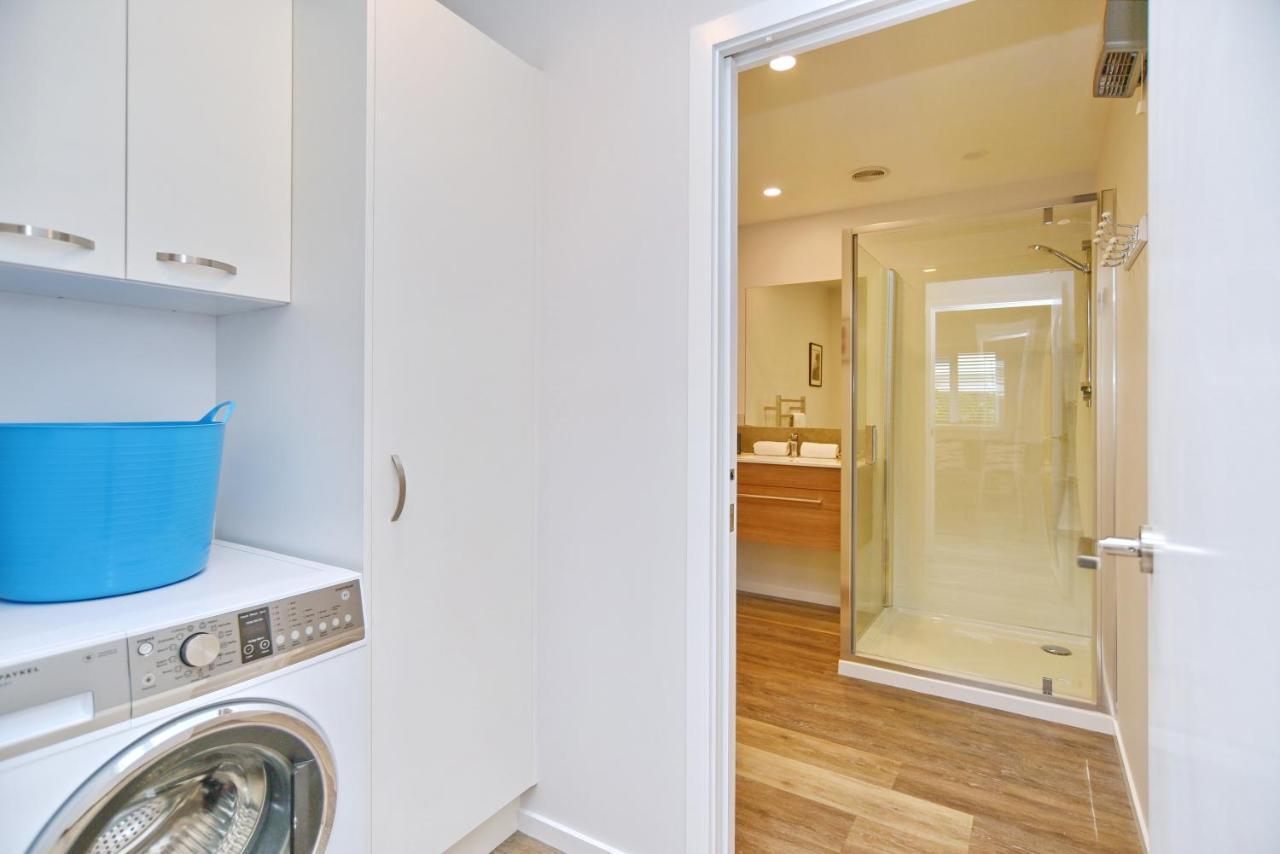 Brockworth Place - Christchurch Holiday Homes المظهر الخارجي الصورة