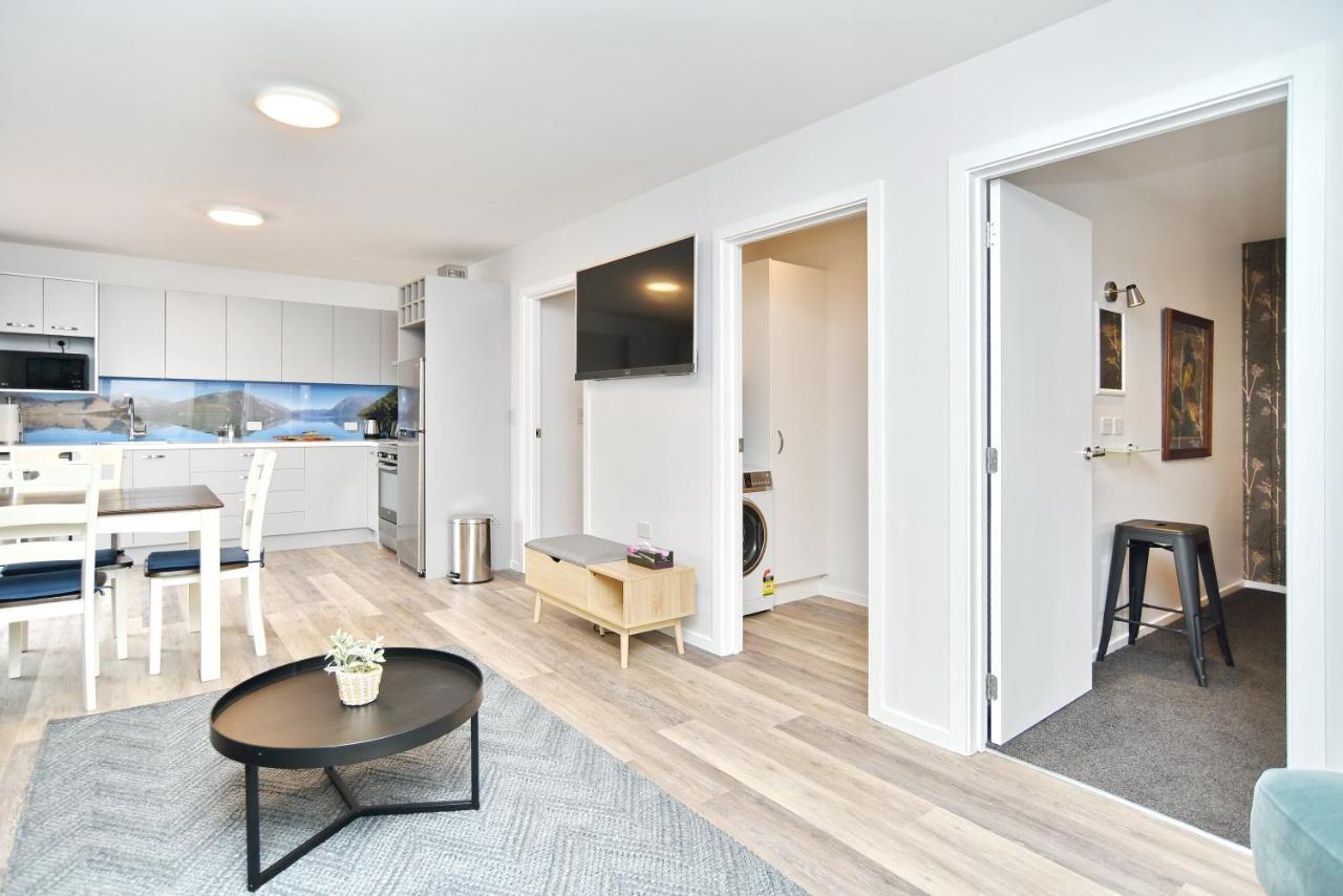 Brockworth Place - Christchurch Holiday Homes المظهر الخارجي الصورة